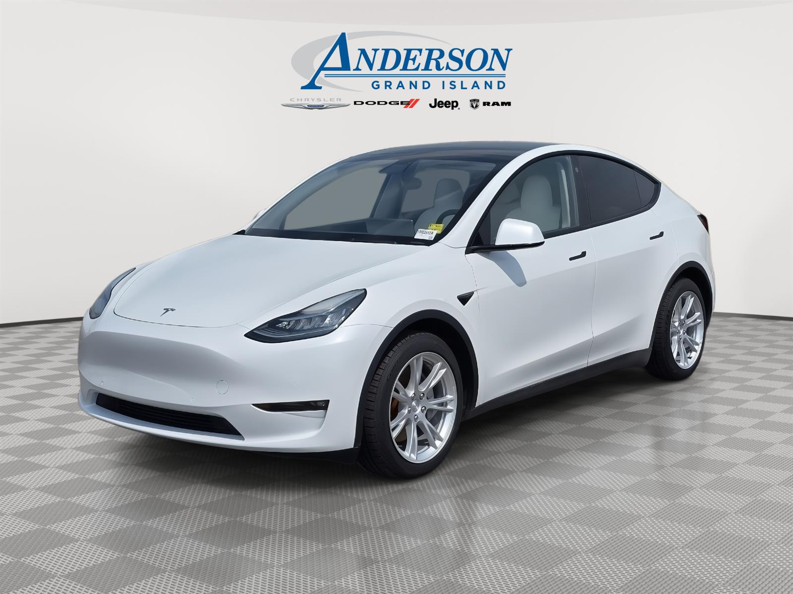 Used 2022 Tesla Model Y Long Range SUV for sale in Grand Island NE
