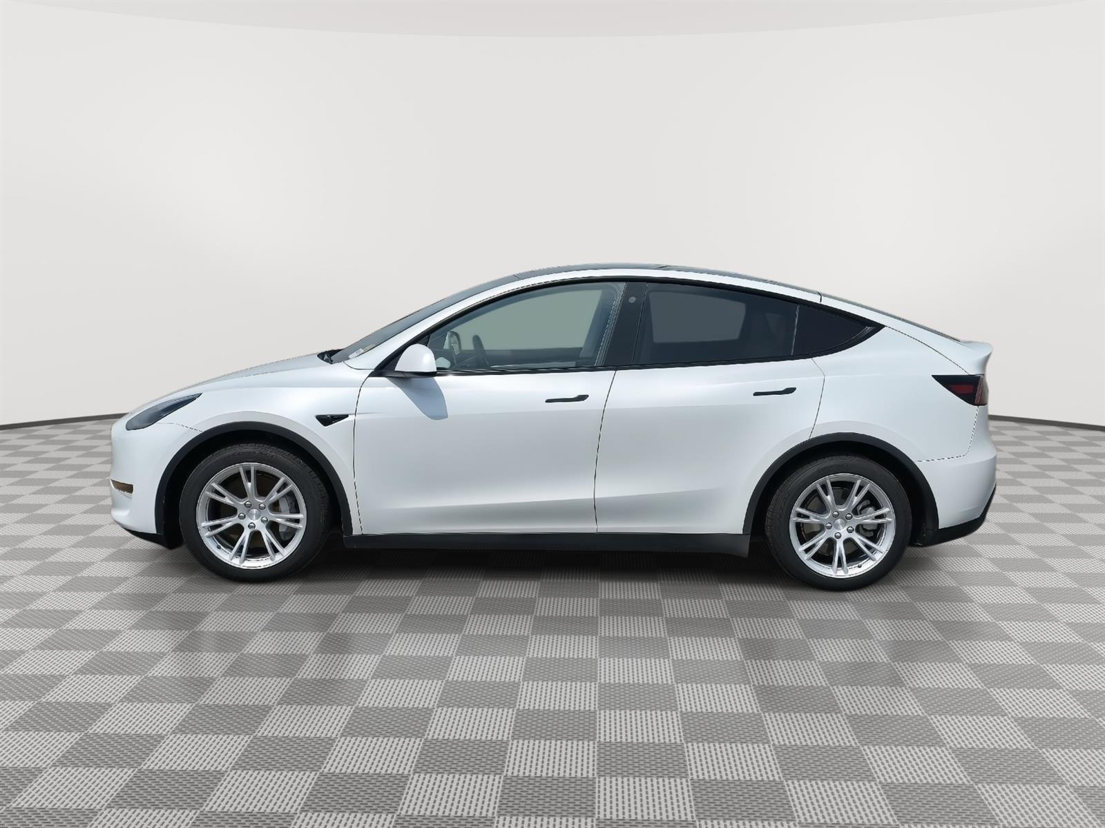 Used 2022 Tesla Model Y Long Range SUV for sale in Grand Island NE