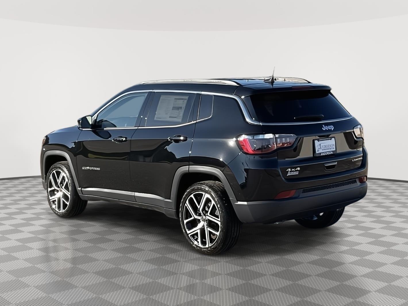 2025 Jeep Compass Limited photo 3