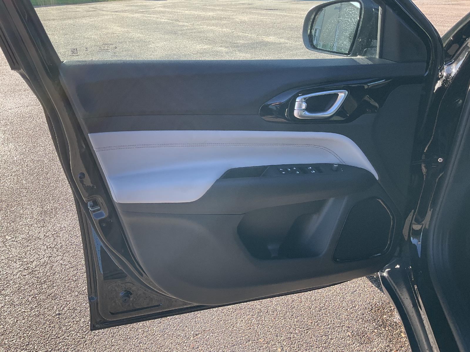 New 2025 Jeep Compass Limited SUV/Crossover for sale in Grand Island NE