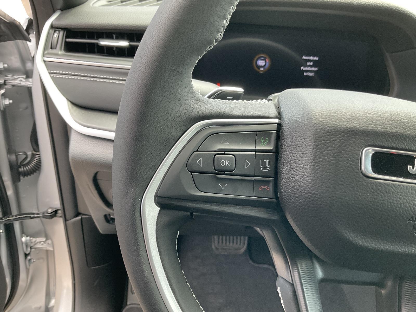 2025 Jeep Grand Cherokee Altitude X photo 10