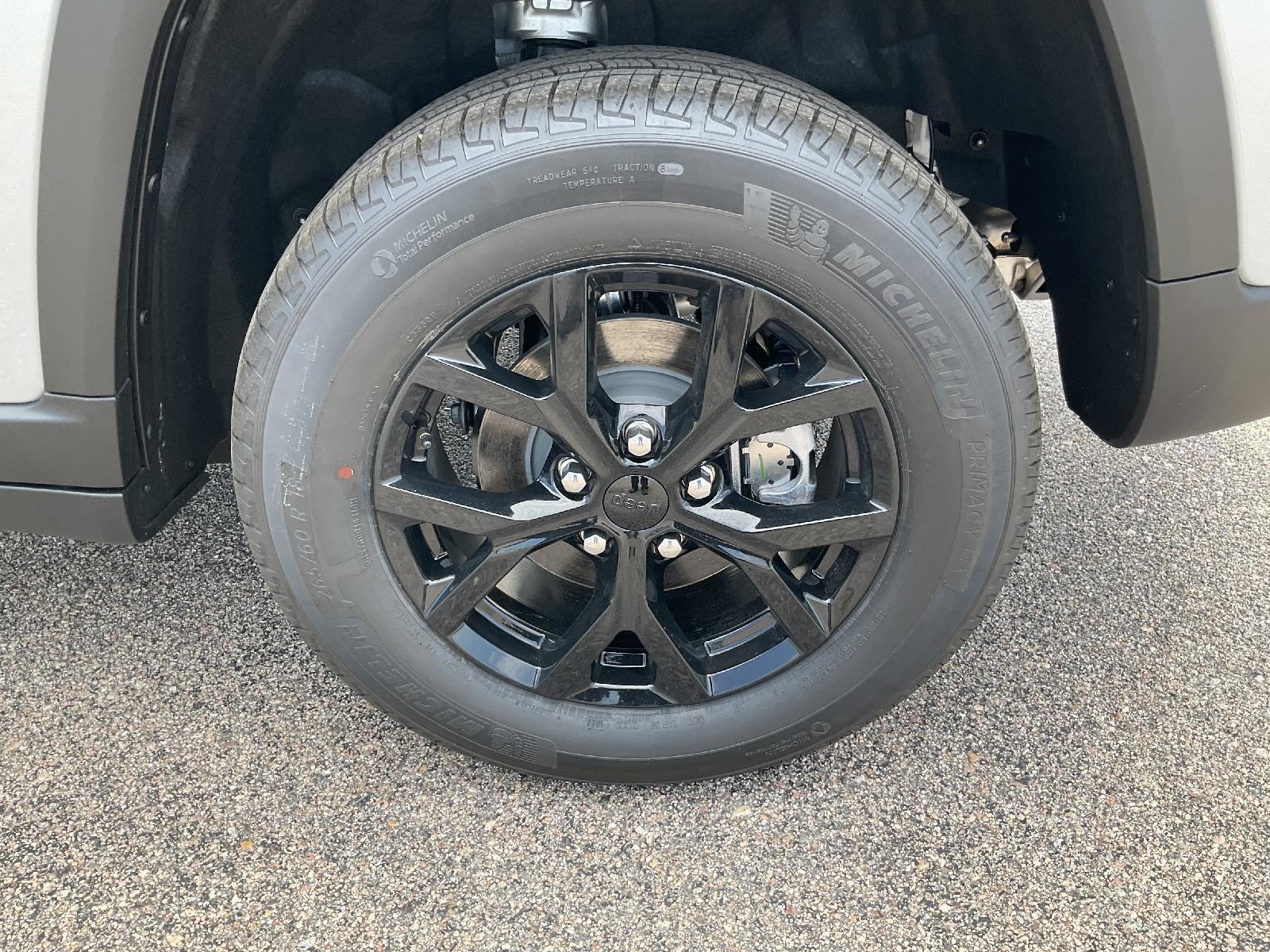 2025 Jeep Grand Cherokee Altitude X photo 19