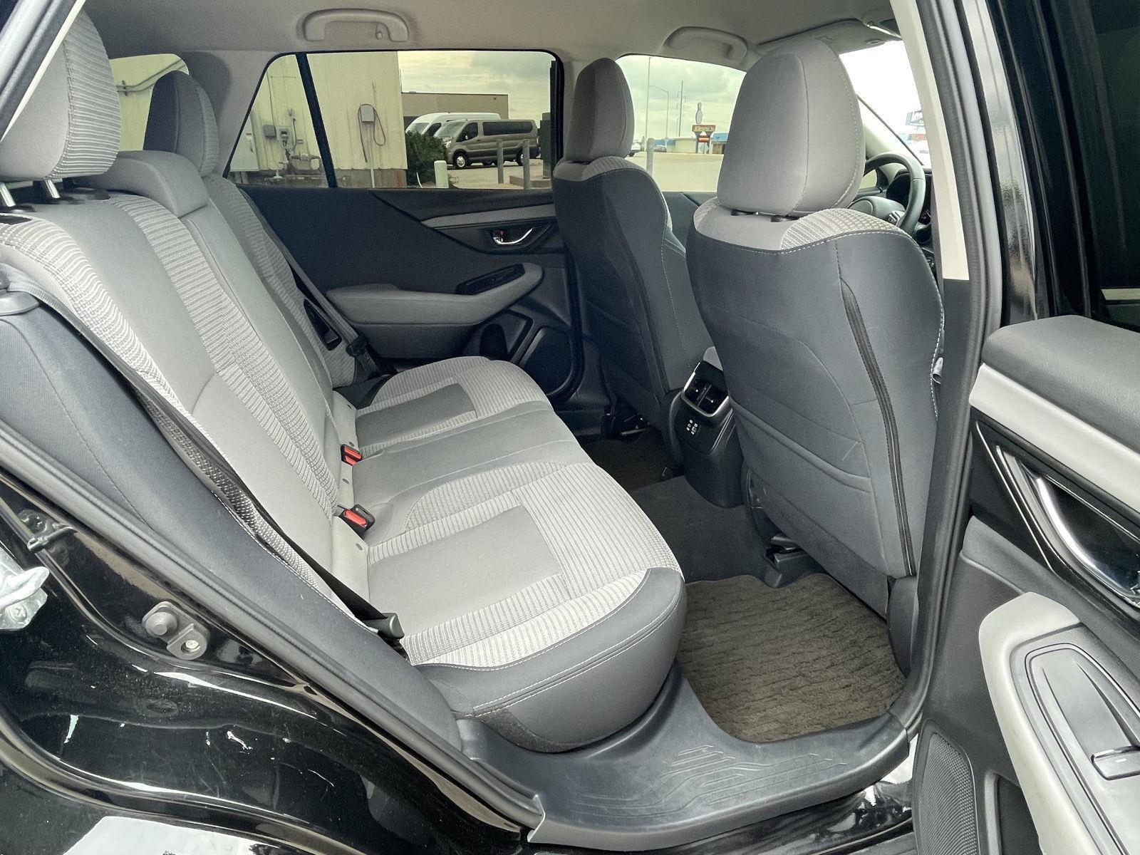 2024 Subaru Outback Premium photo 24