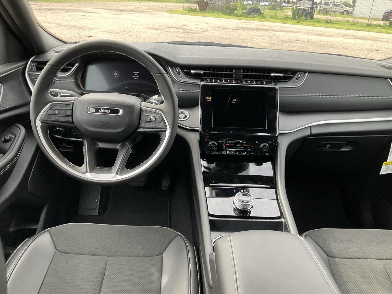 New 2025 Jeep Grand Cherokee L Altitude X SUV/Crossover for sale in Grand Island NE