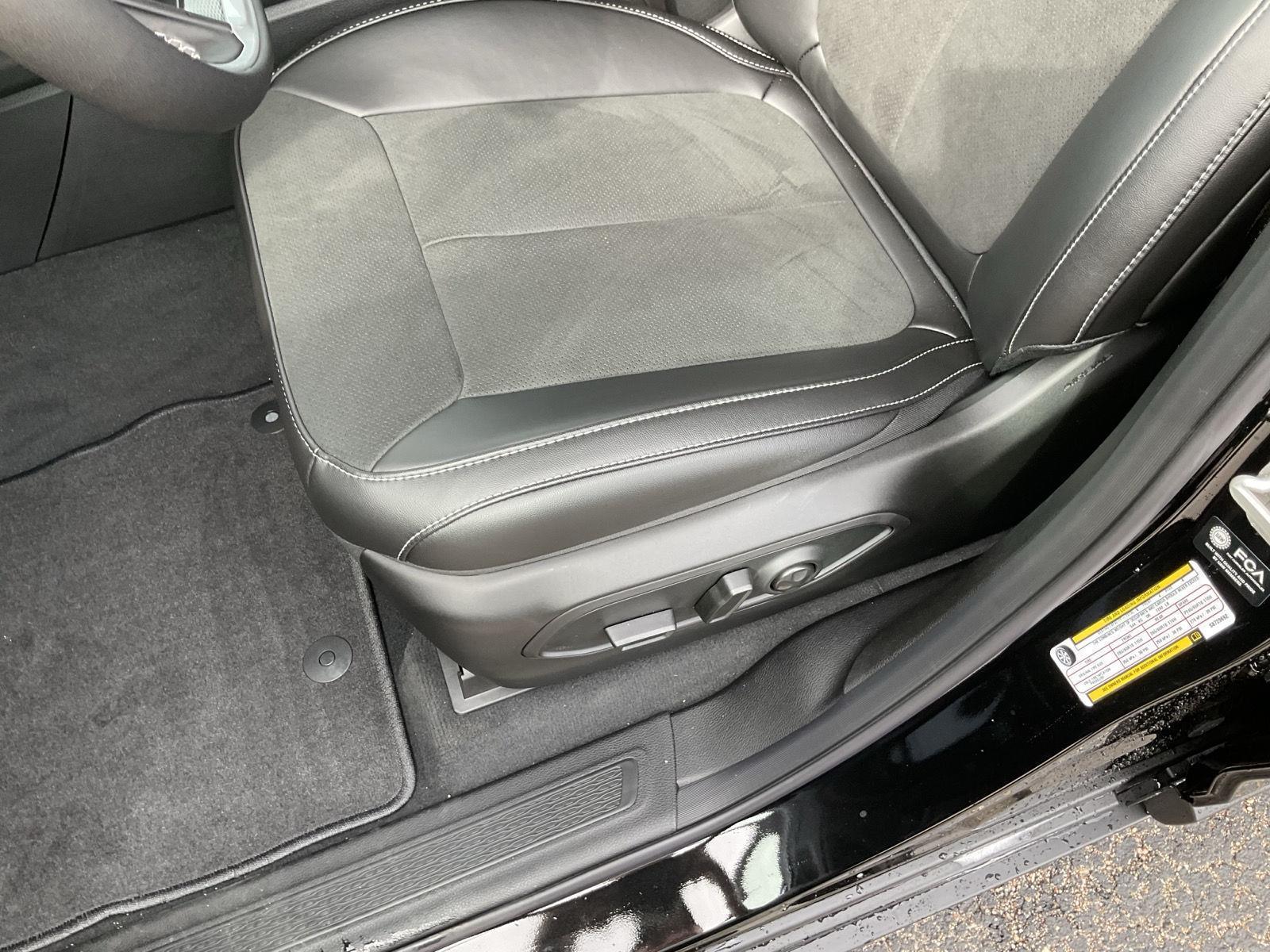 New 2025 Jeep Grand Cherokee L Altitude X SUV/Crossover for sale in Grand Island NE