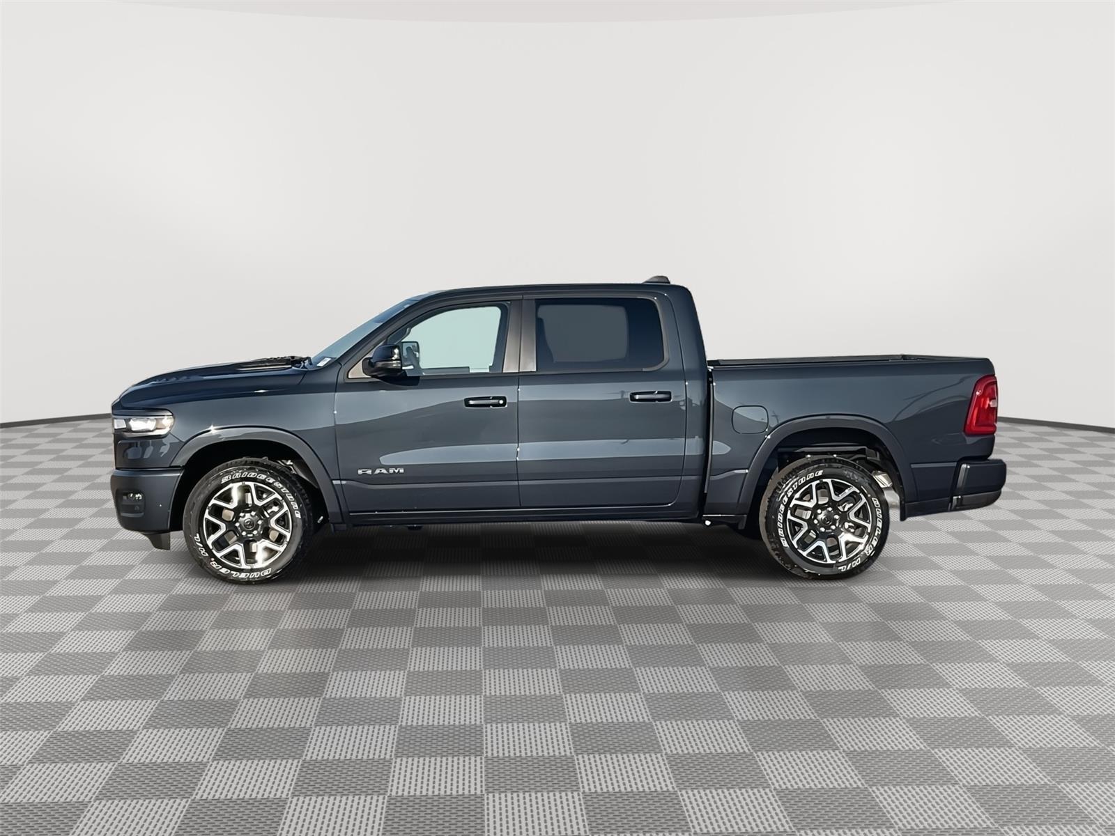 2026 Ram 1500 Laramie photo 2
