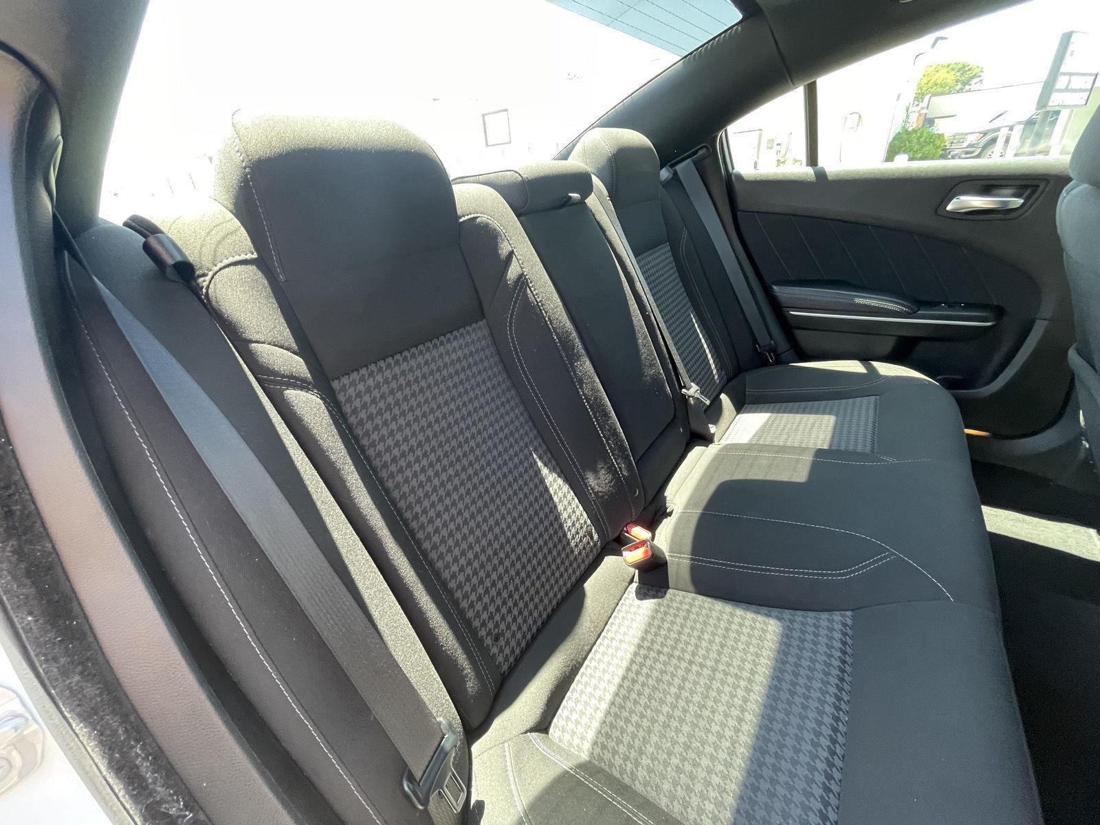 2023 Dodge Charger SXT photo 23