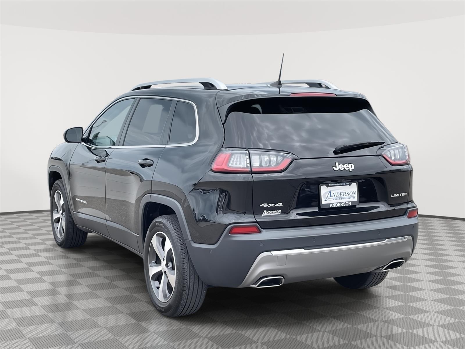 Used 2021 Jeep Cherokee Limited SUV for sale in Grand Island NE
