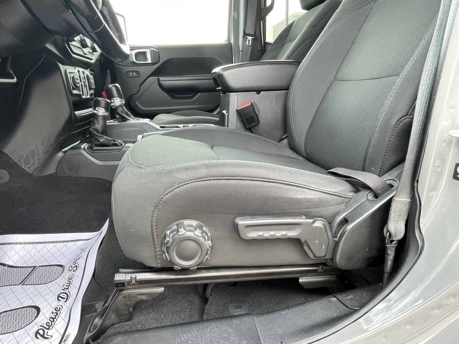 Pre-Owned 2021 Jeep Gladiator for sale in Grand Island NE