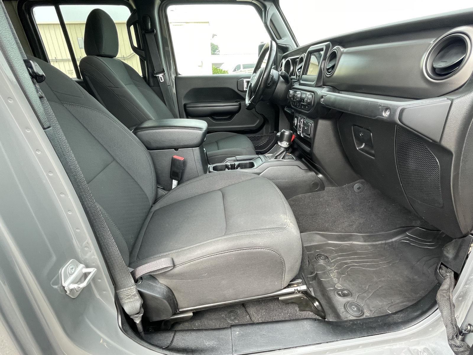 Pre-Owned 2021 Jeep Gladiator for sale in Grand Island NE