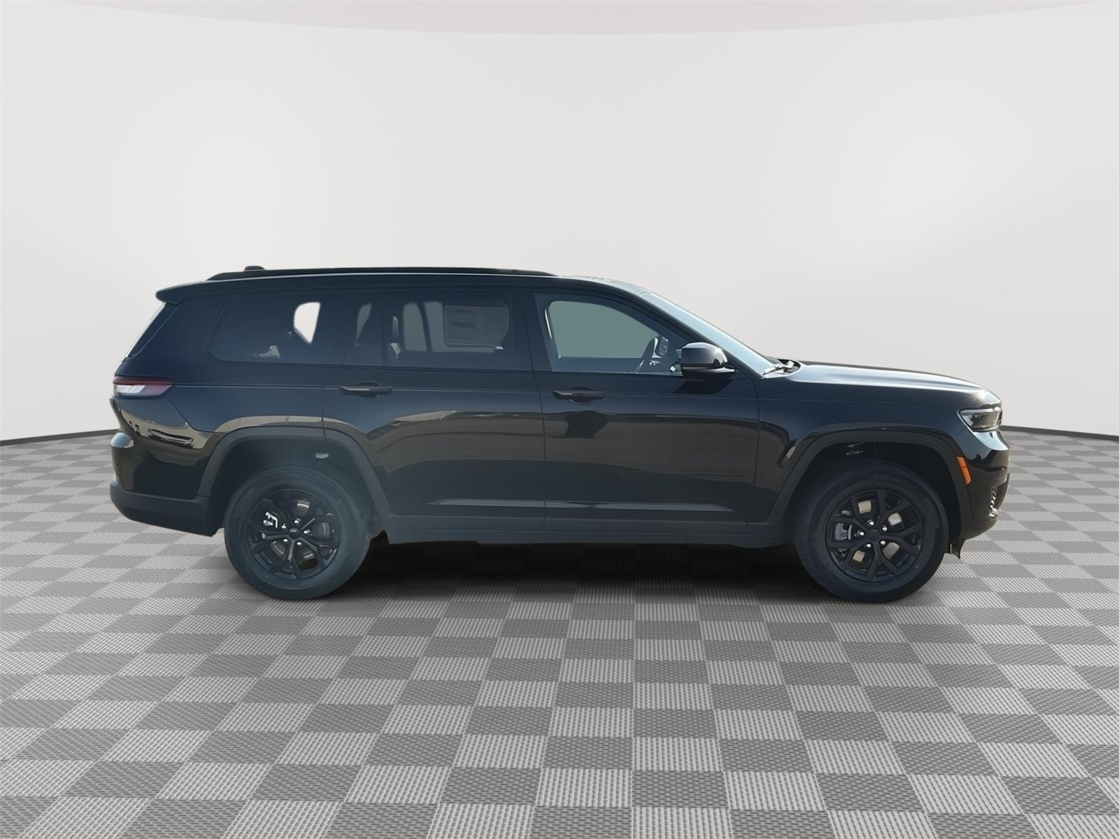 2025 Jeep Grand Cherokee Laredo Altitude X photo 6
