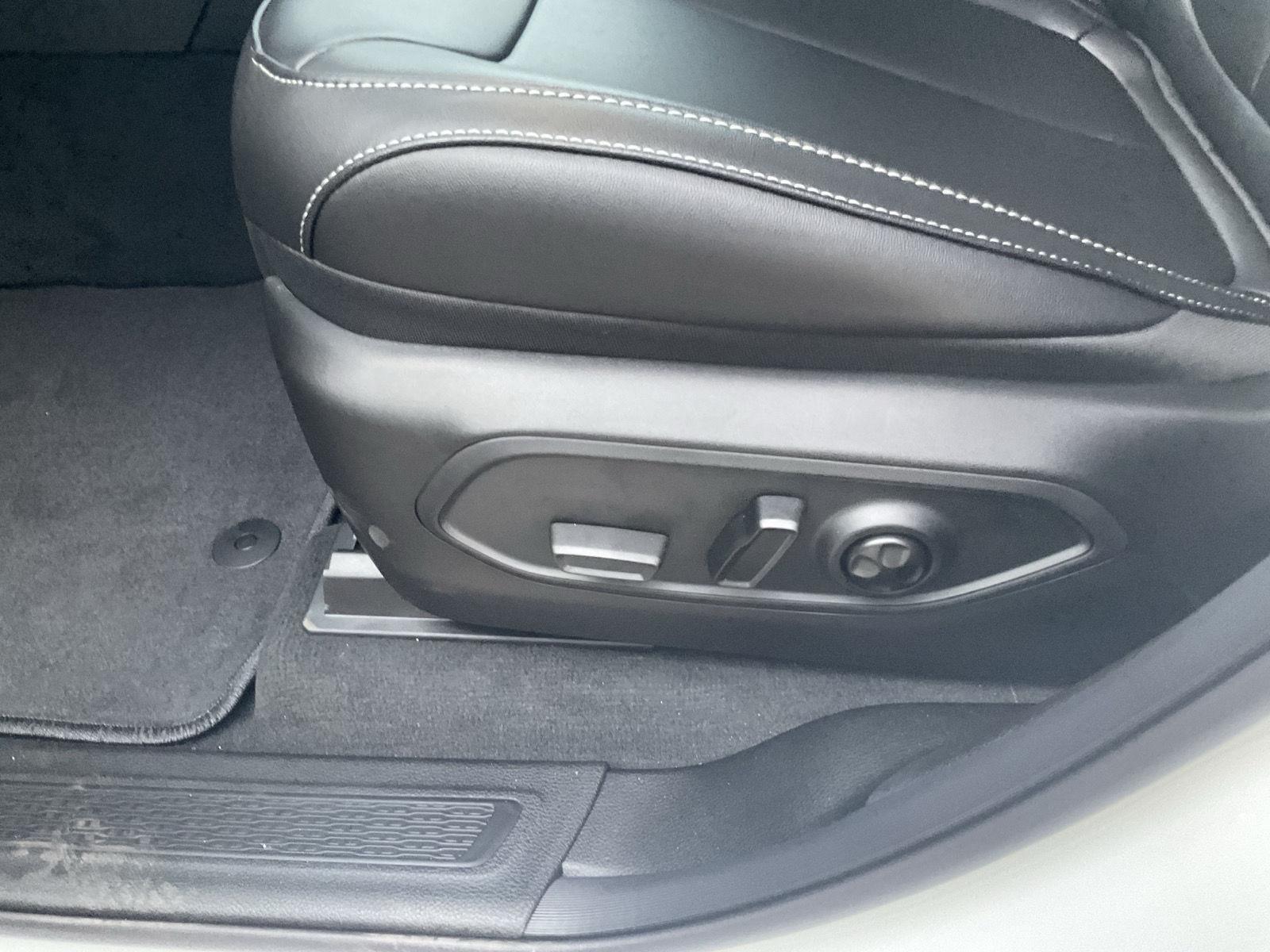 New 2025 Jeep Grand Cherokee L Limited SUV/Crossover for sale in Grand Island NE