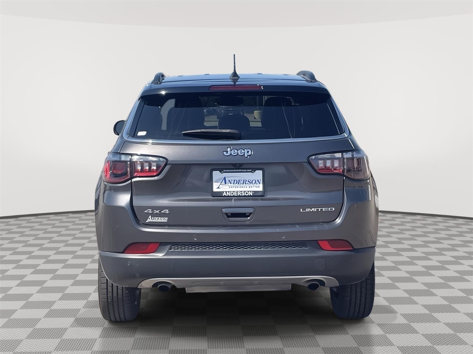 2023 Jeep Compass Limited photo 4