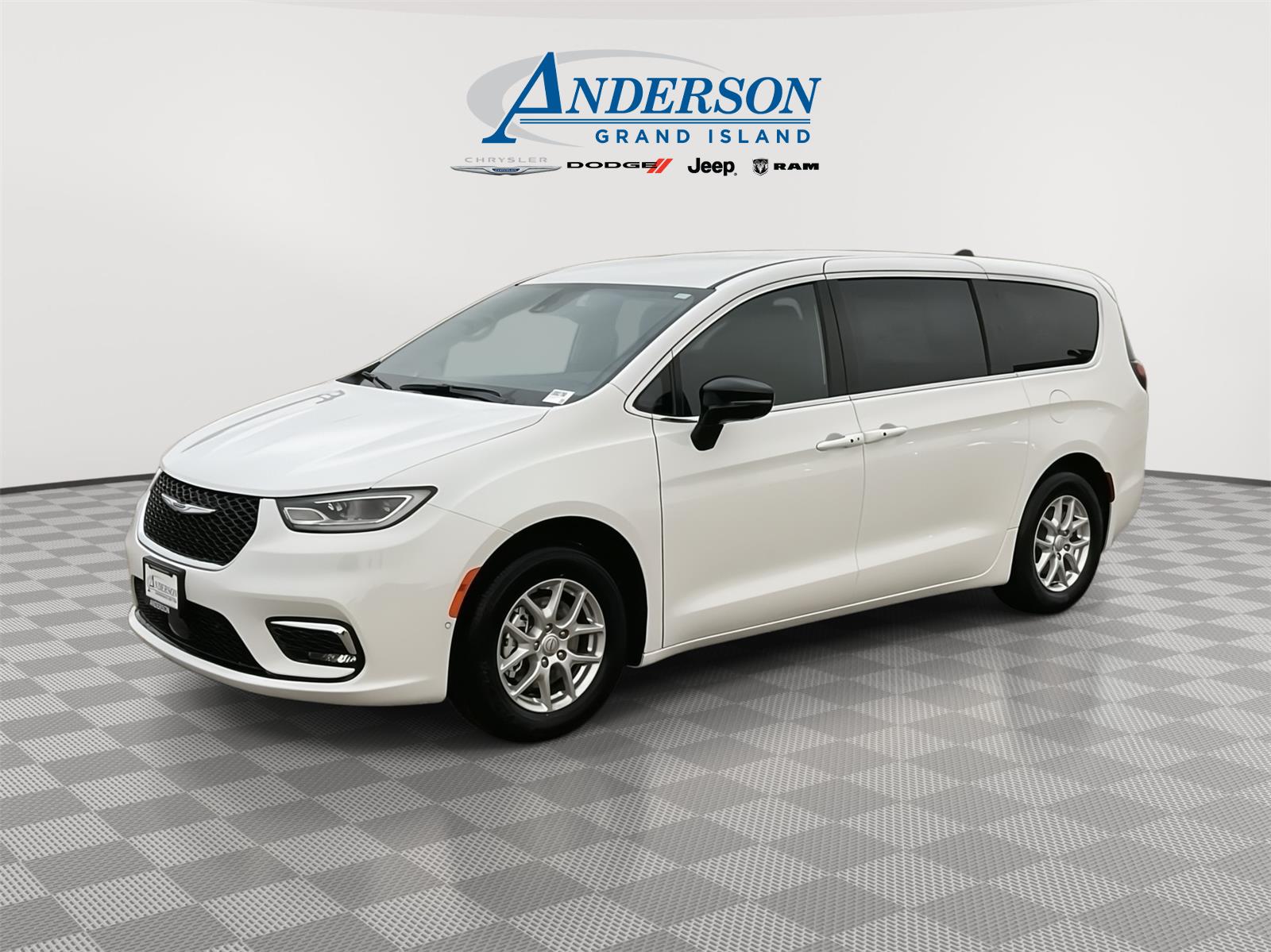 New 2026 Chrysler Pacifica Select Minivan for sale in Grand Island NE