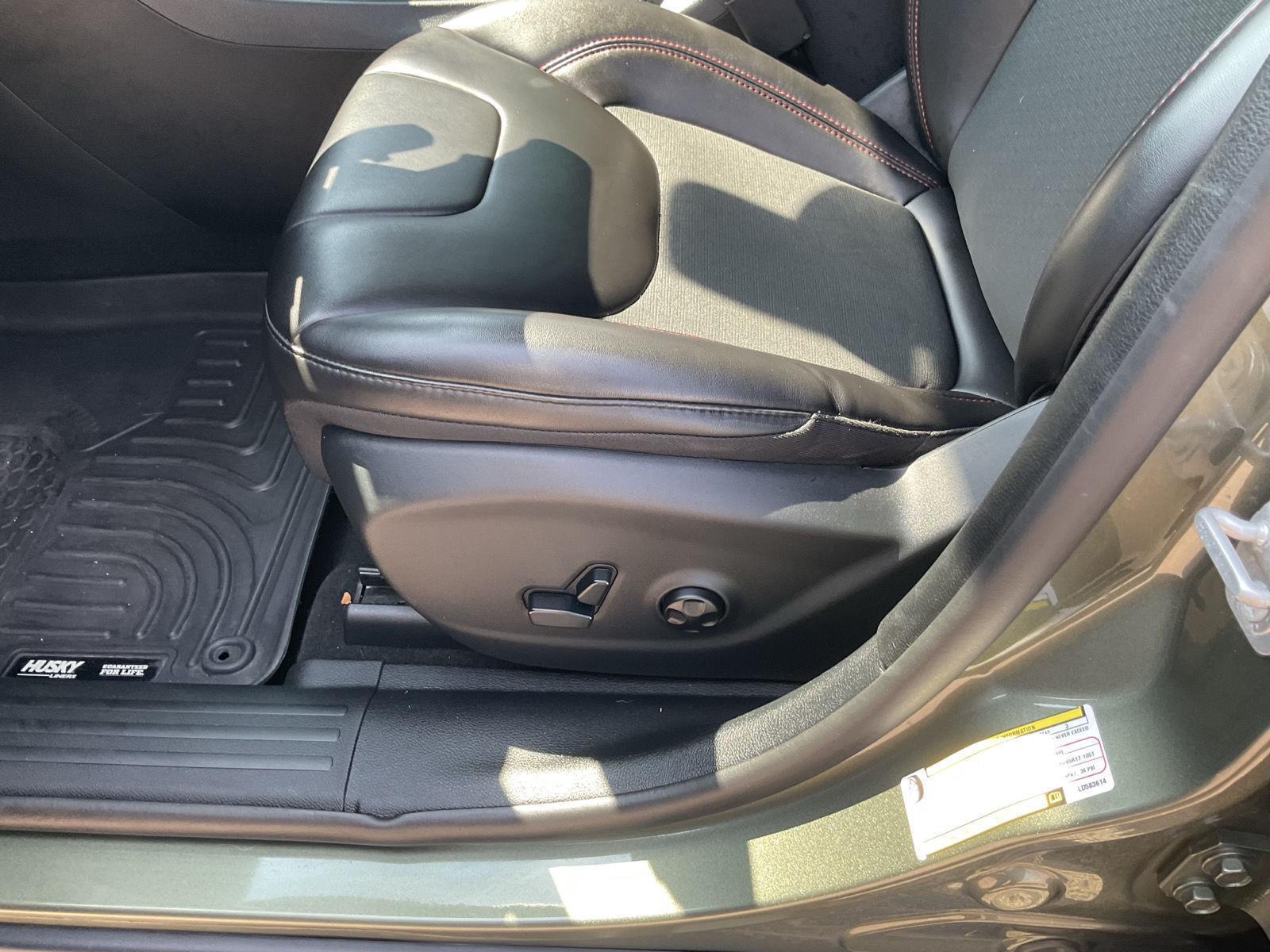2020 Jeep Cherokee Trailhawk photo 15