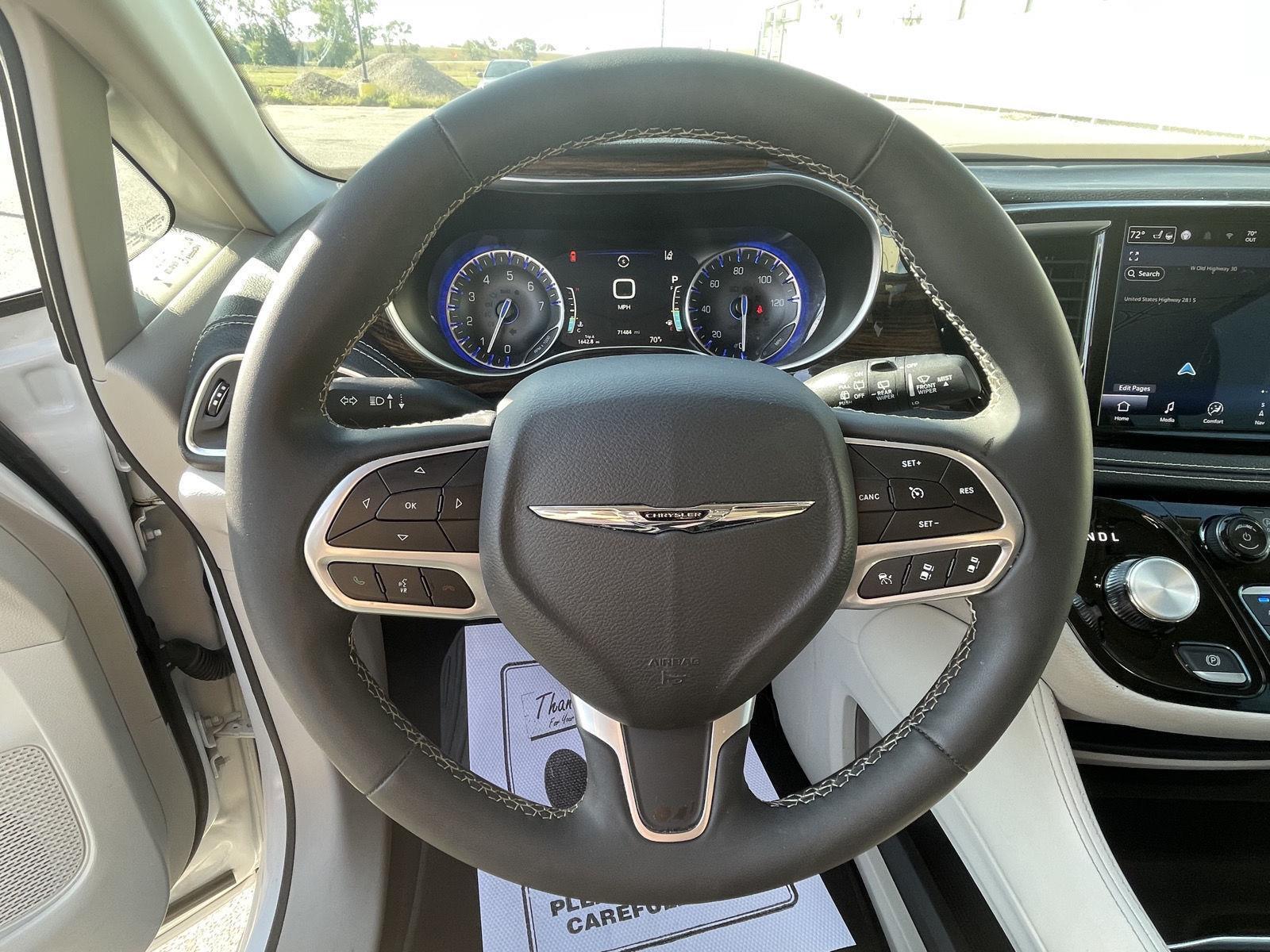 Used 2023 Chrysler Pacifica Limited Minivan for sale in Grand Island NE