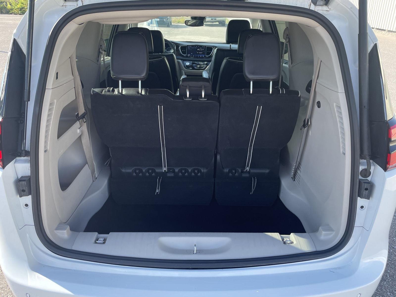 Used 2023 Chrysler Pacifica Limited Minivan for sale in Grand Island NE