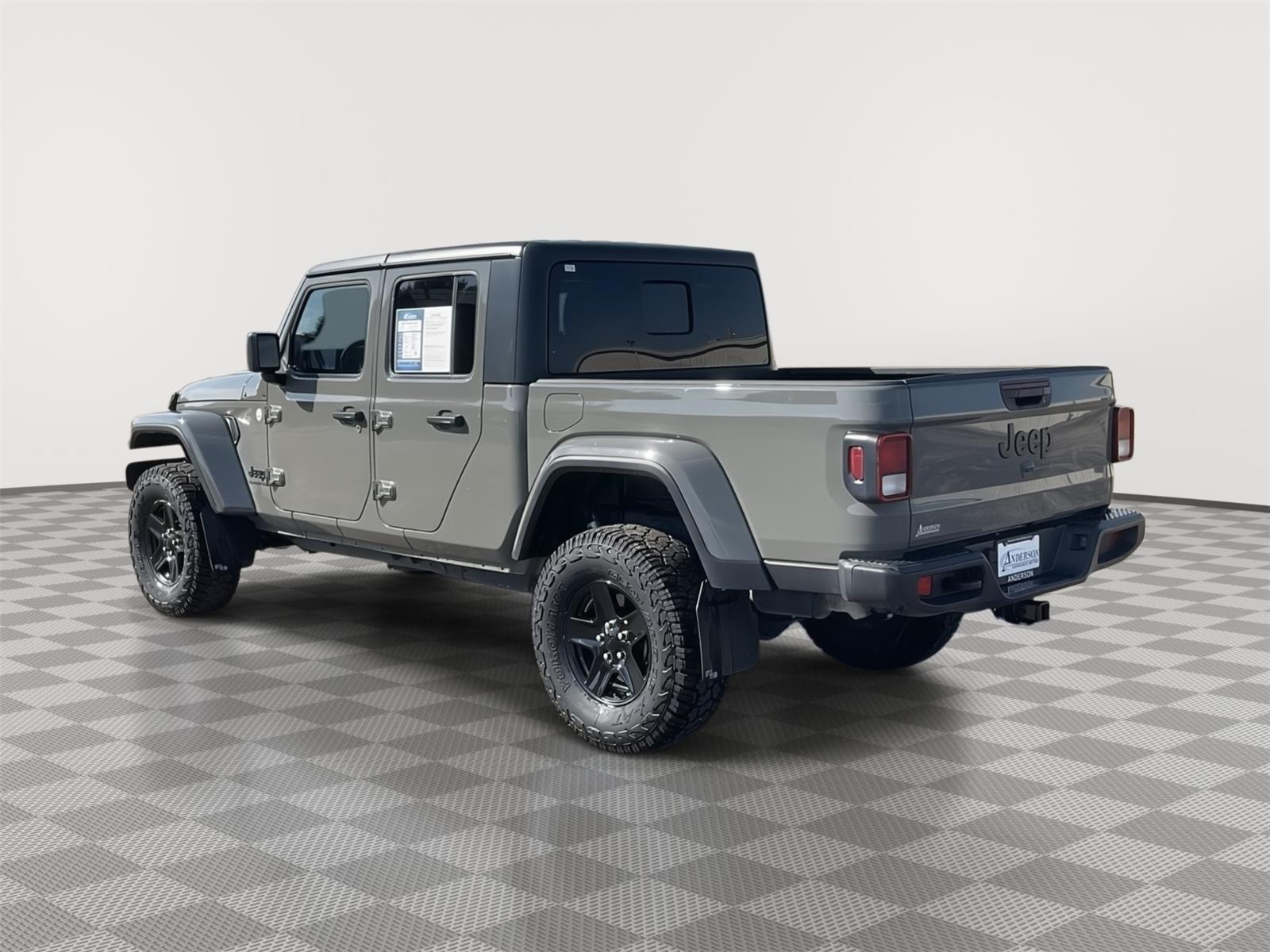 Pre-Owned 2021 Jeep Gladiator for sale in Grand Island NE