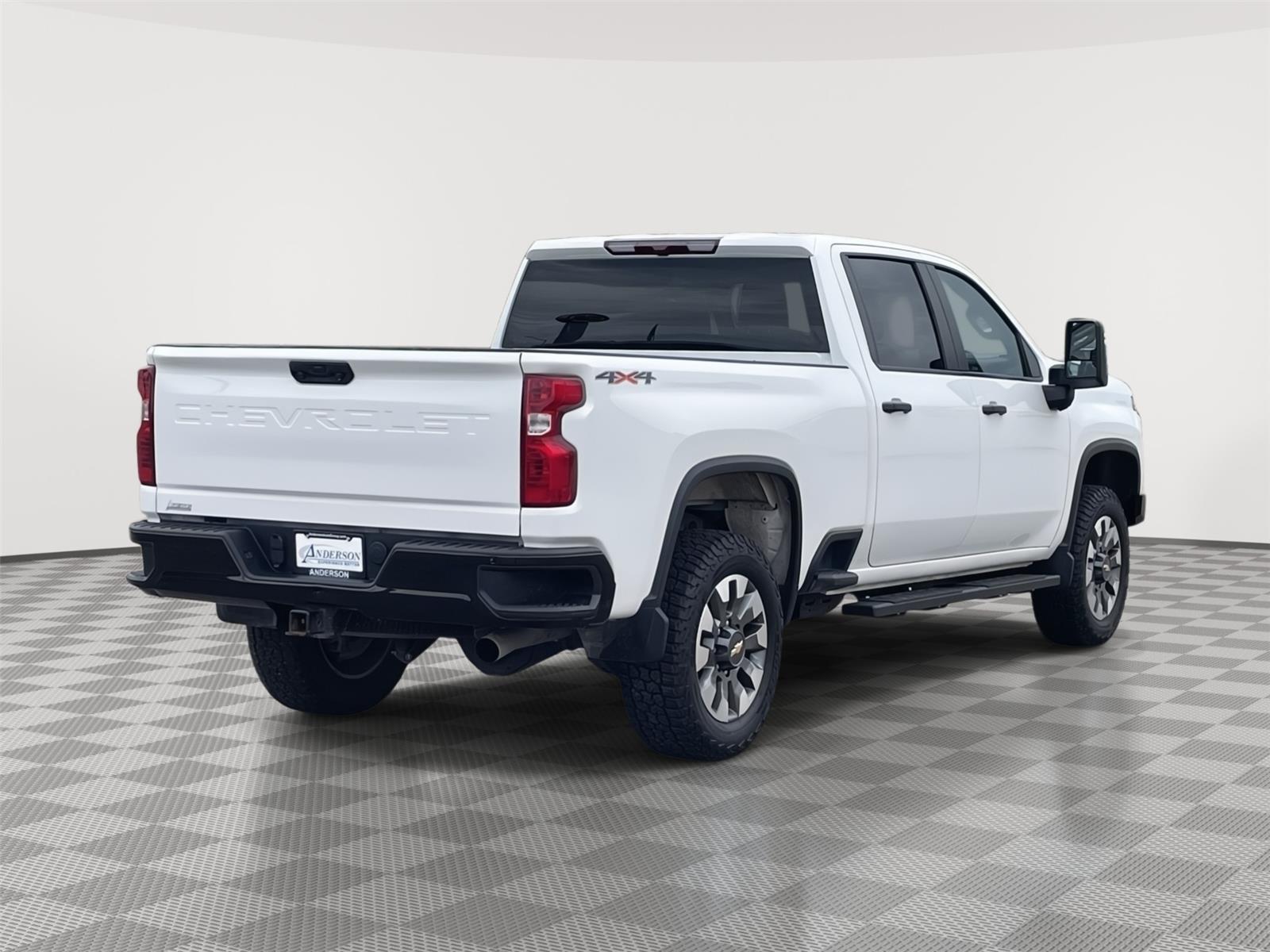 Used 2023 Chevrolet Silverado 2500HD Custom Crew Cab Truck for sale in Grand Island NE