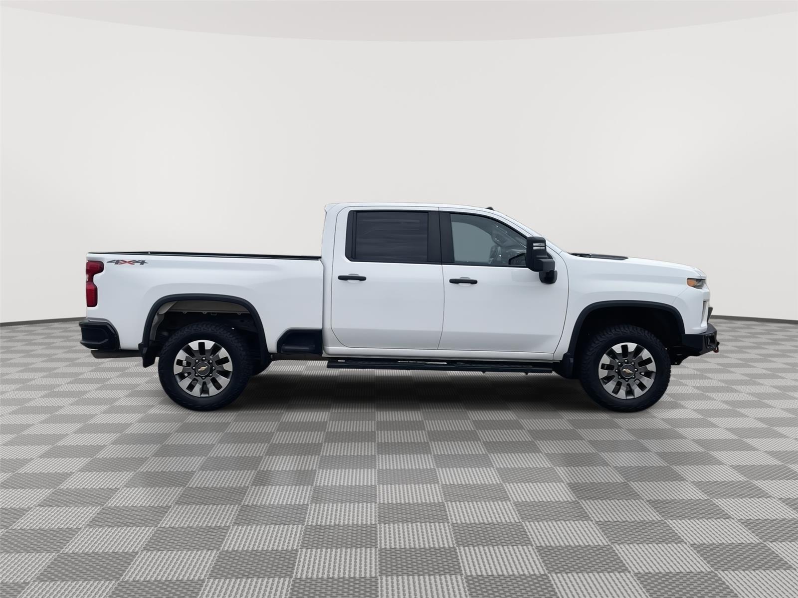 Used 2023 Chevrolet Silverado 2500HD Custom Crew Cab Truck for sale in Grand Island NE