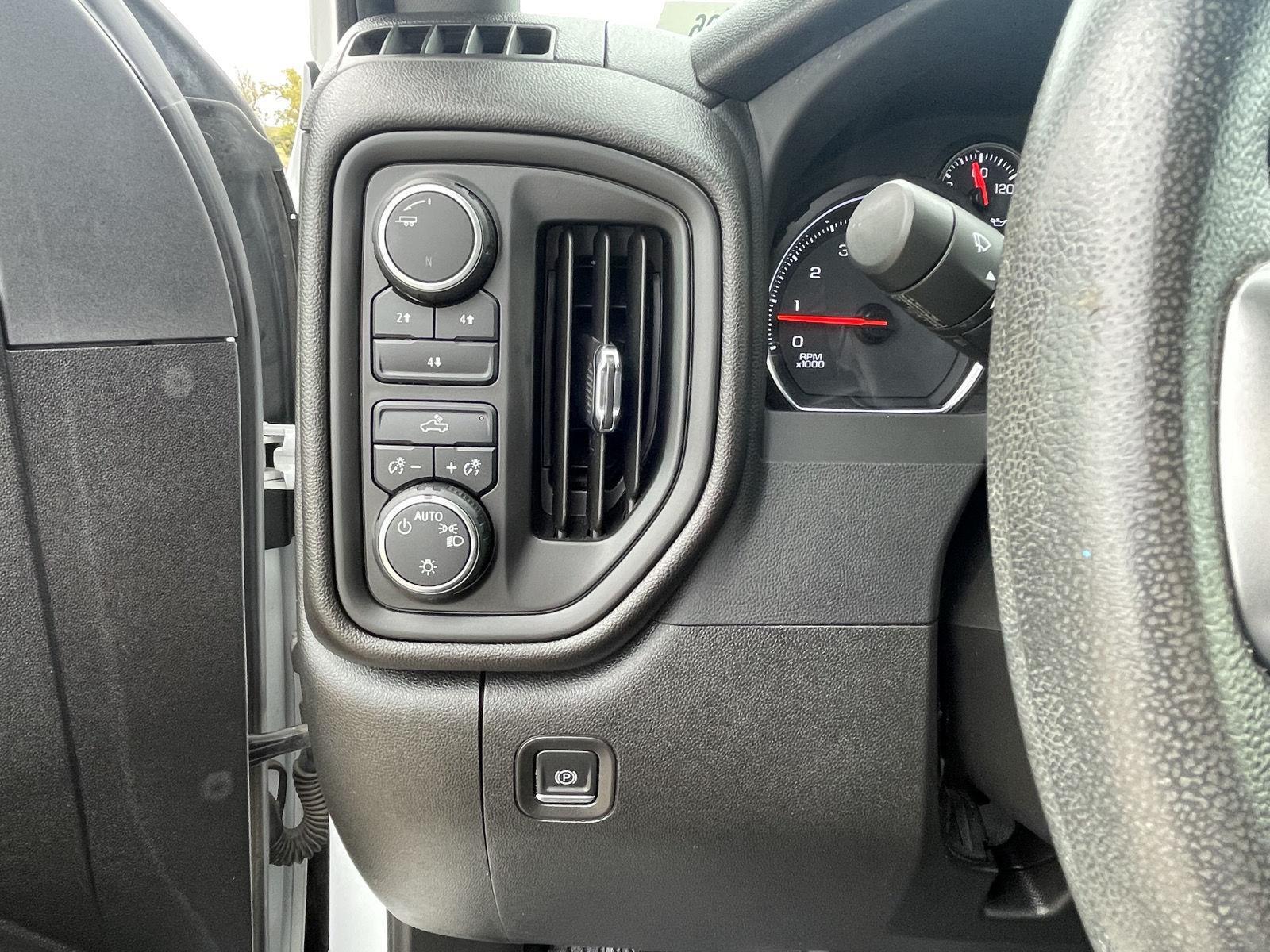 Used 2023 Chevrolet Silverado 2500HD Custom Crew Cab Truck for sale in Grand Island NE