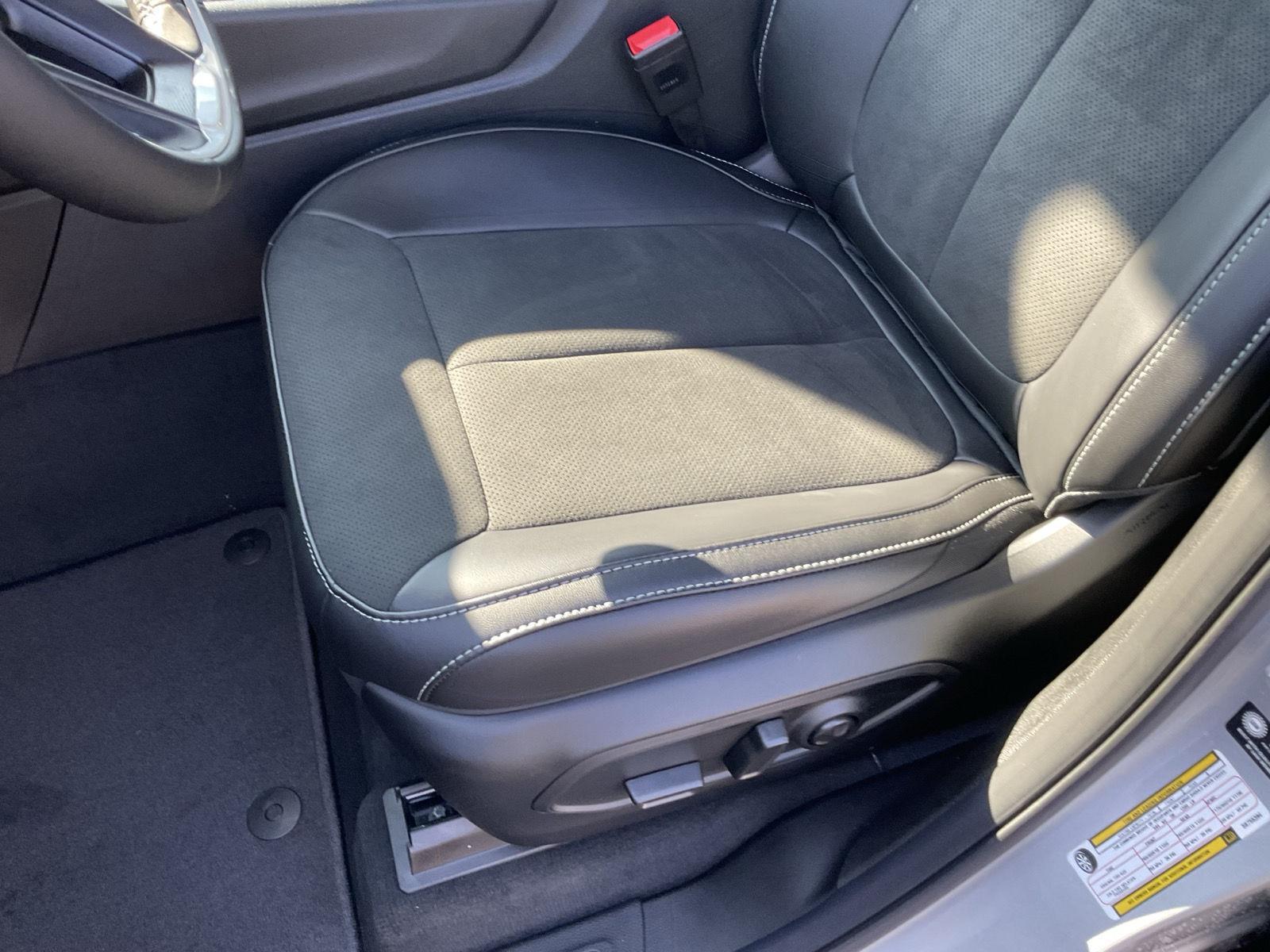 Used 2025 Jeep Grand Cherokee L for sale in Grand Island NE