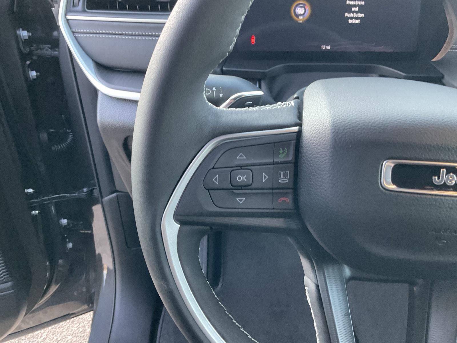 2025 Jeep Grand Cherokee Altitude X photo 14