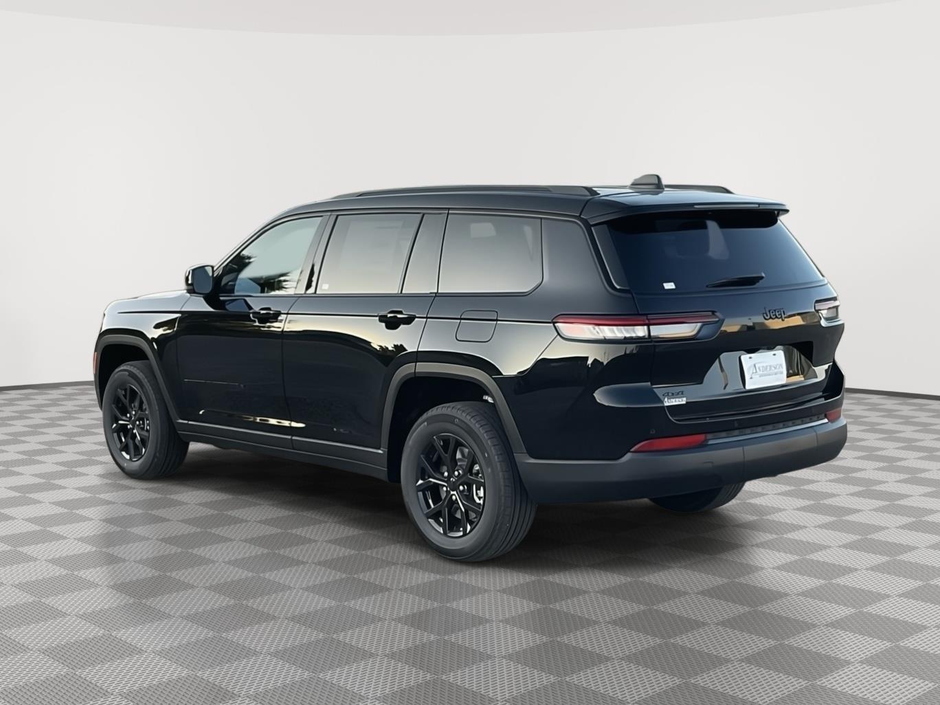 Used 2025 Jeep Grand Cherokee L for sale in Grand Island NE