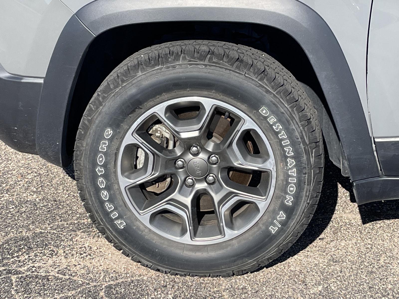 Used 2022 Jeep Cherokee Trailhawk SUV/Crossover for sale in Grand Island NE