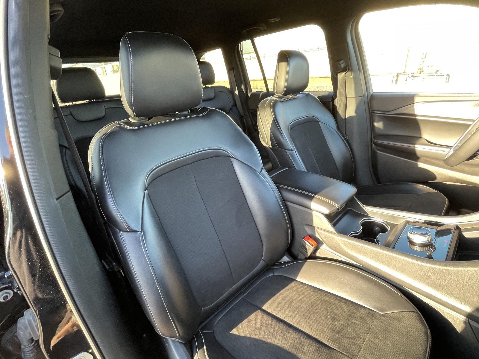 Used 2024 Jeep Grand Cherokee Altitude SUV/Crossover for sale in Grand Island NE