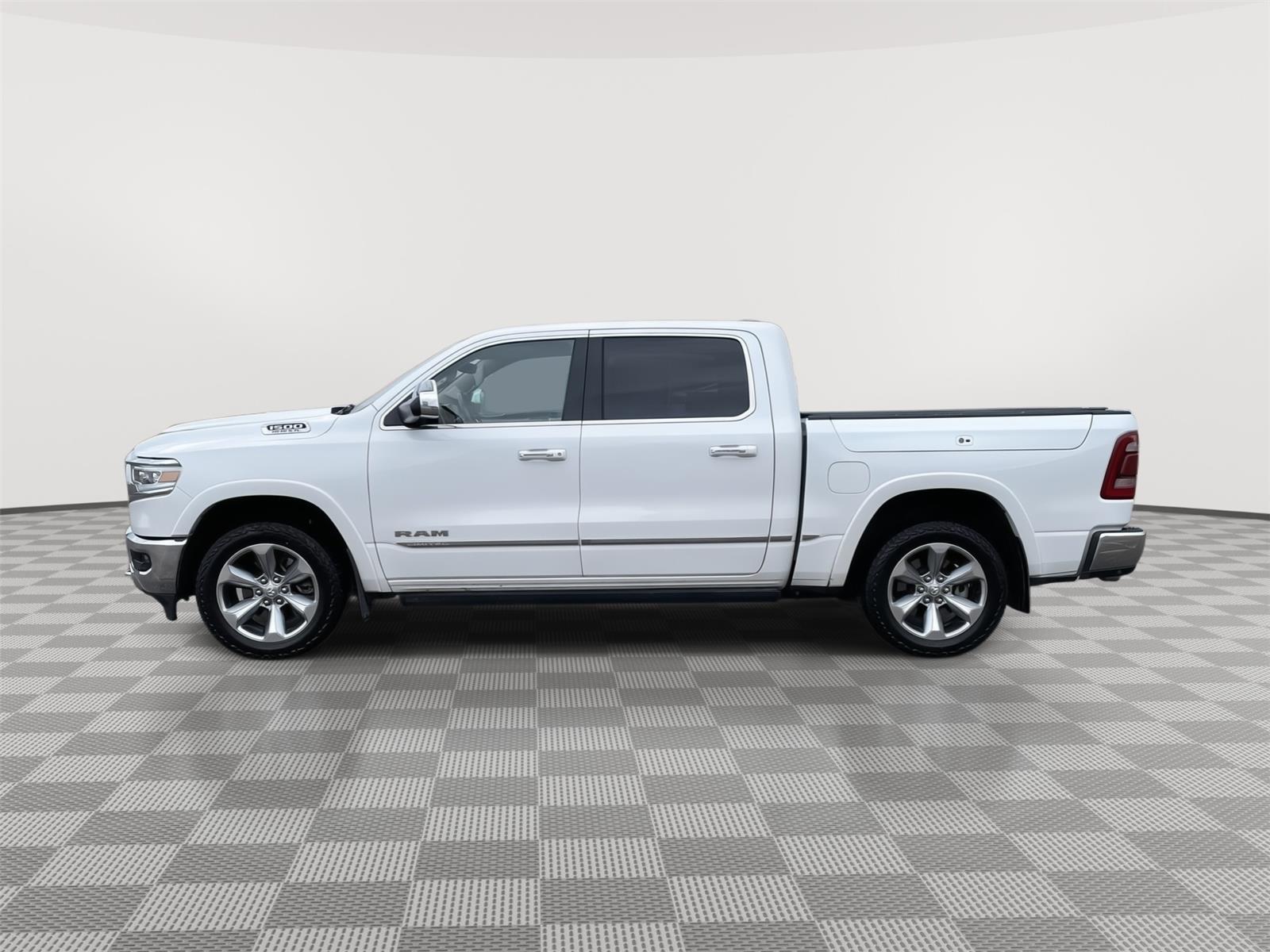 2020 Ram 1500 Limited photo 2