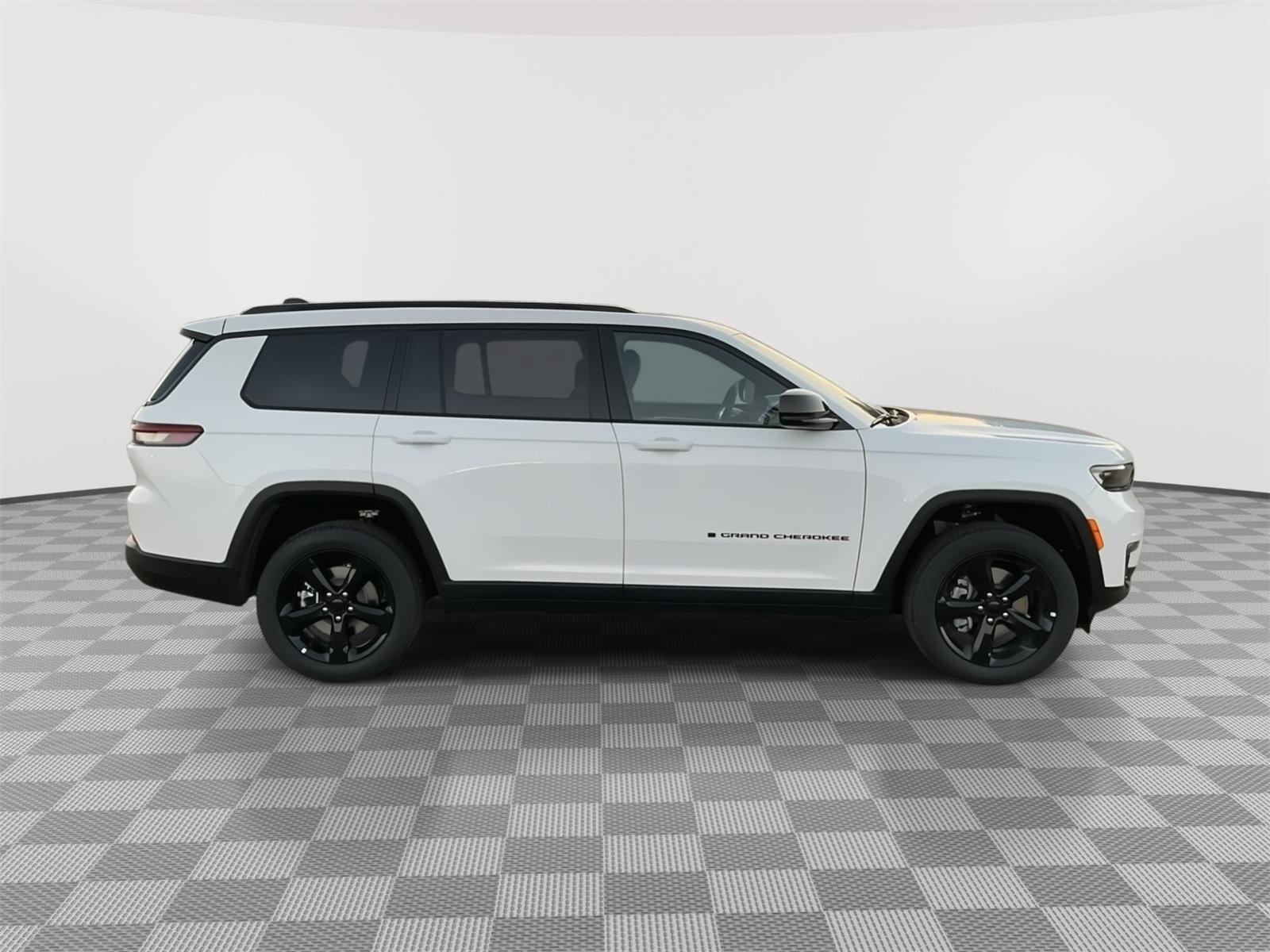 New 2025 Jeep Grand Cherokee L for sale in Grand Island NE