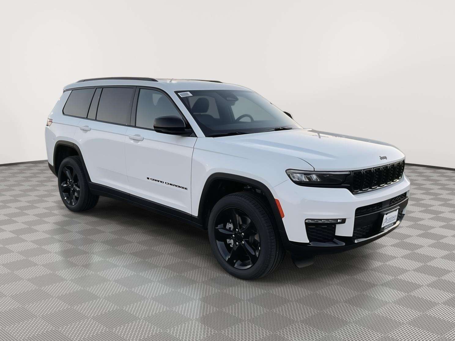 New 2025 Jeep Grand Cherokee L for sale in Grand Island NE