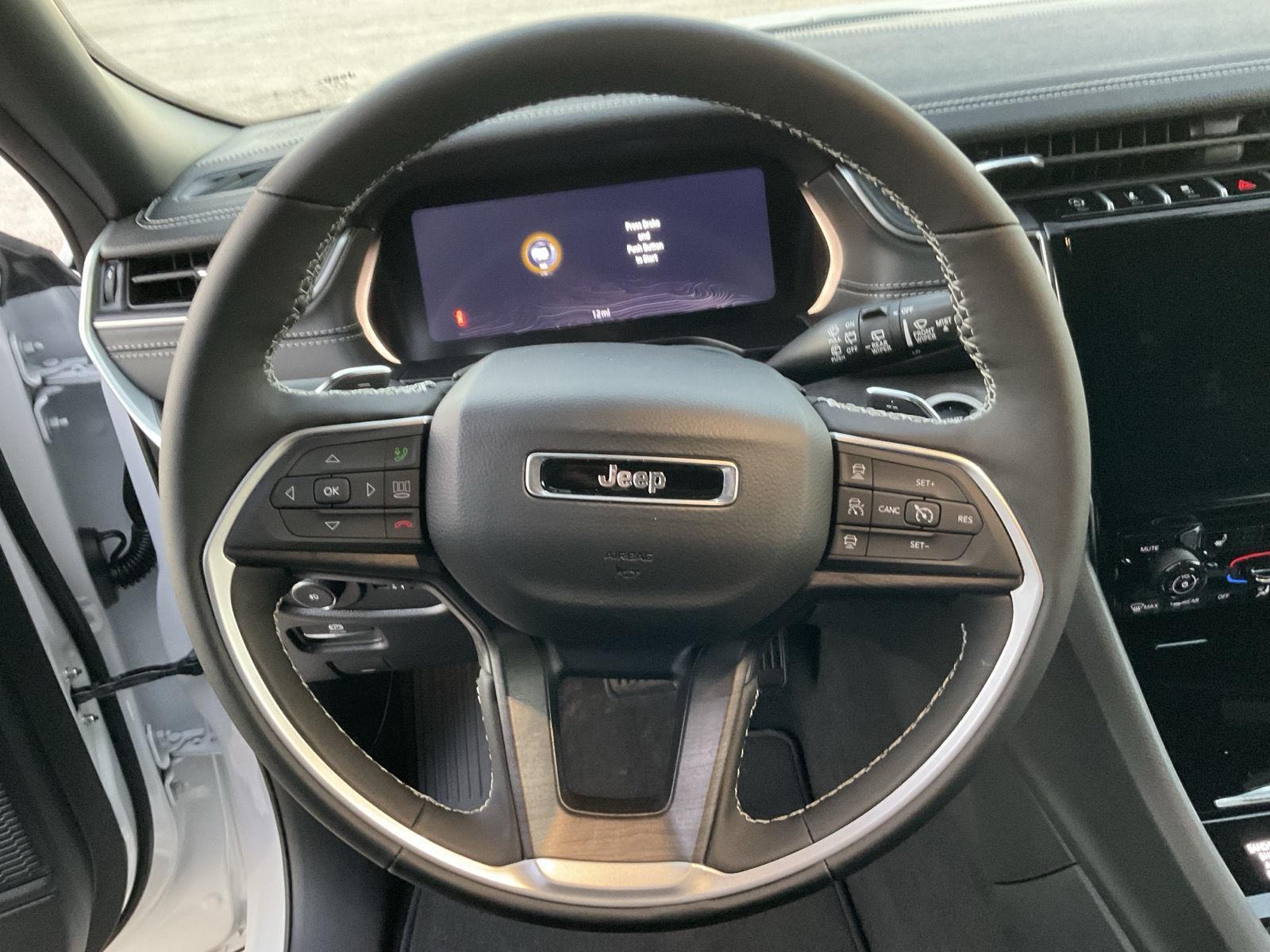 New 2025 Jeep Grand Cherokee L for sale in Grand Island NE