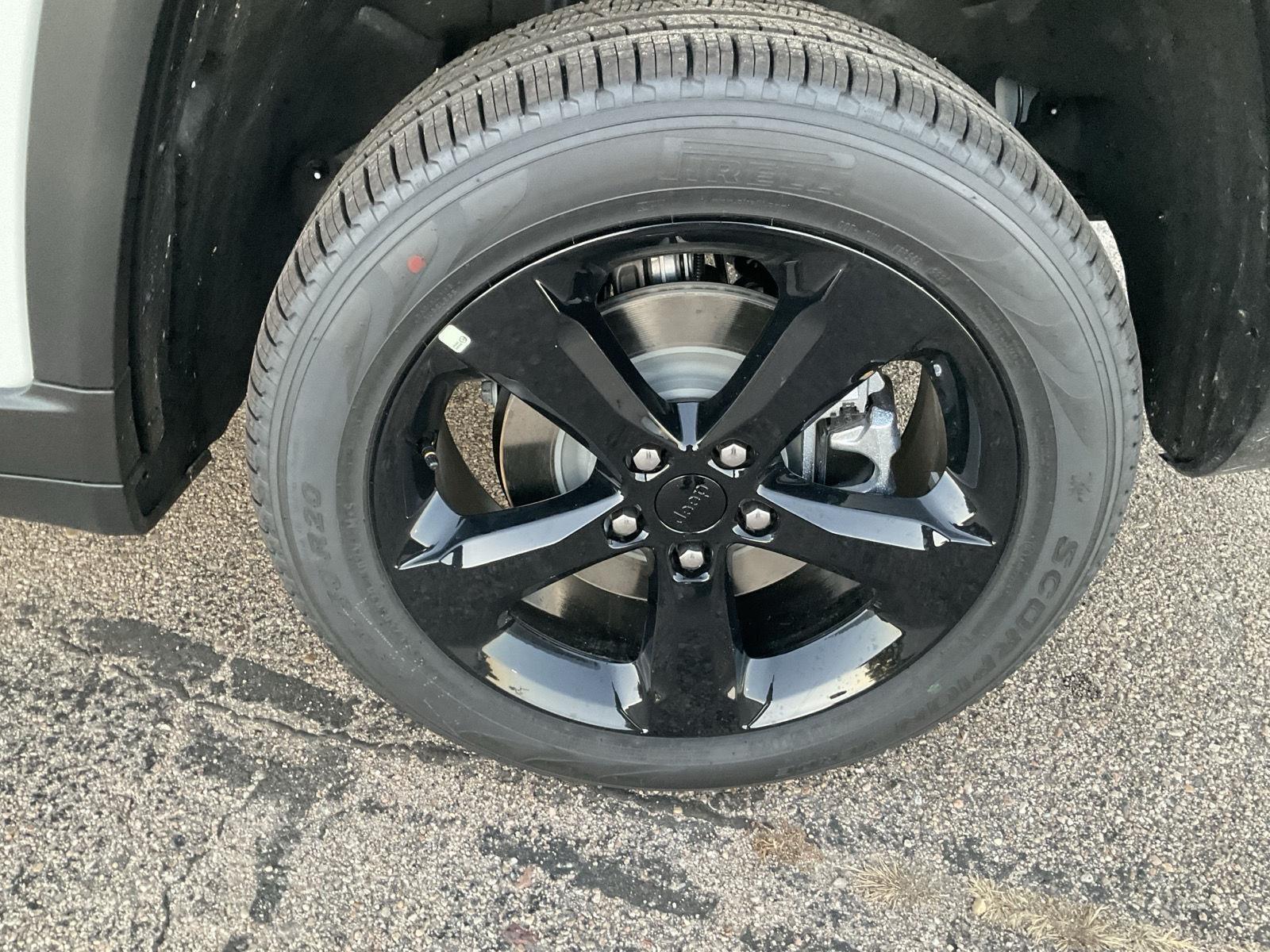 New 2025 Jeep Grand Cherokee L for sale in Grand Island NE