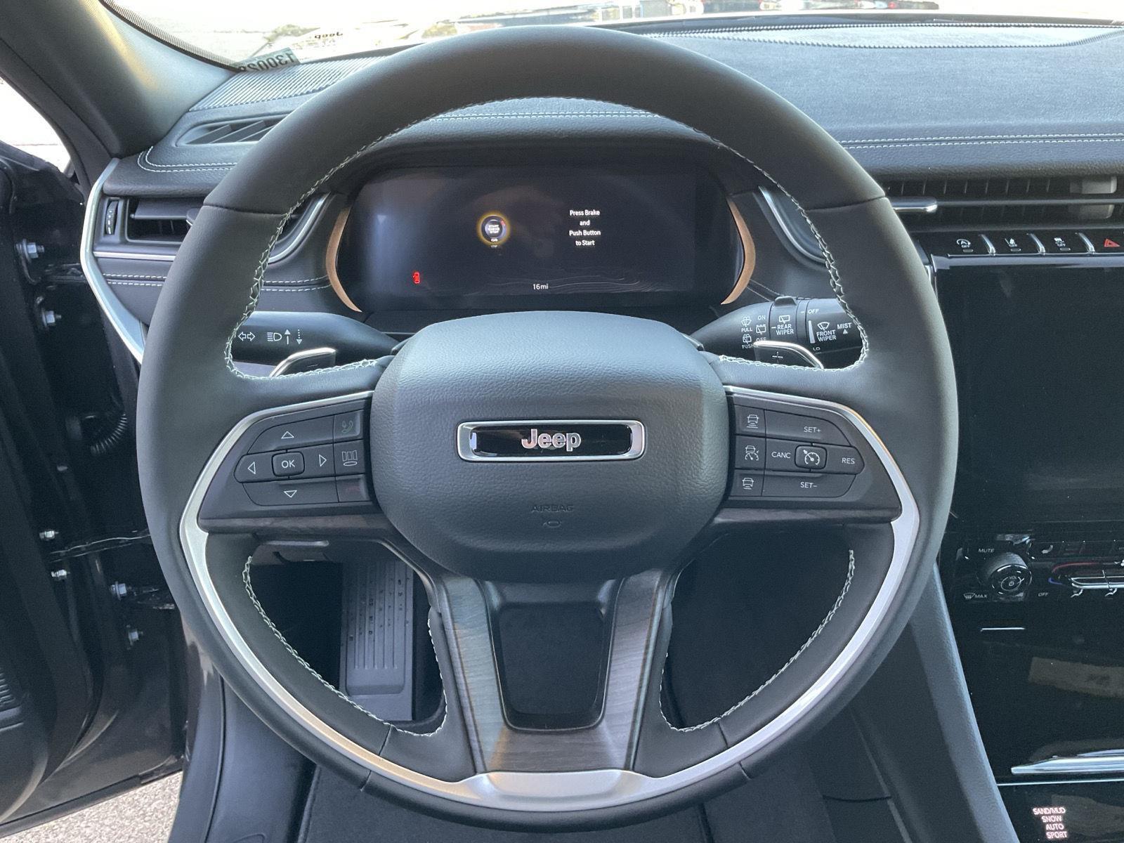 New 2025 Jeep Grand Cherokee L Limited SUV/Crossover for sale in Grand Island NE