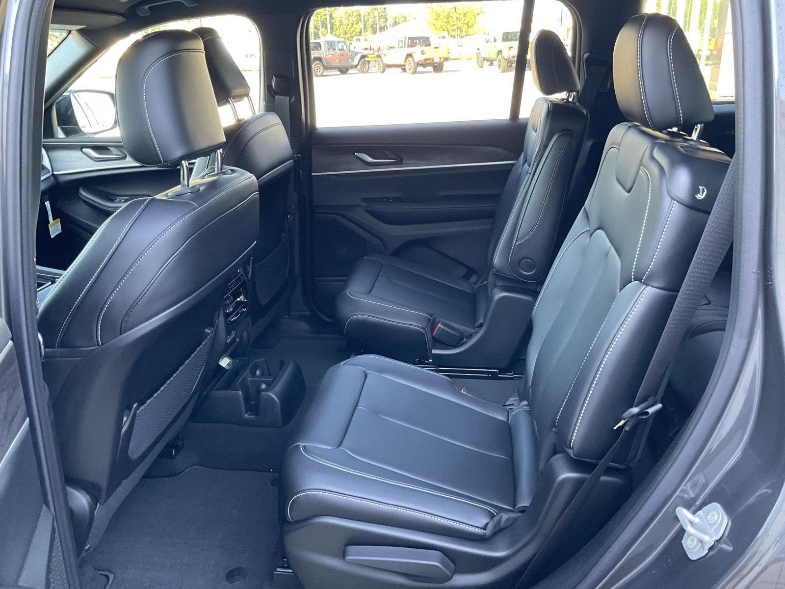 New 2025 Jeep Grand Cherokee L Limited SUV/Crossover for sale in Grand Island NE