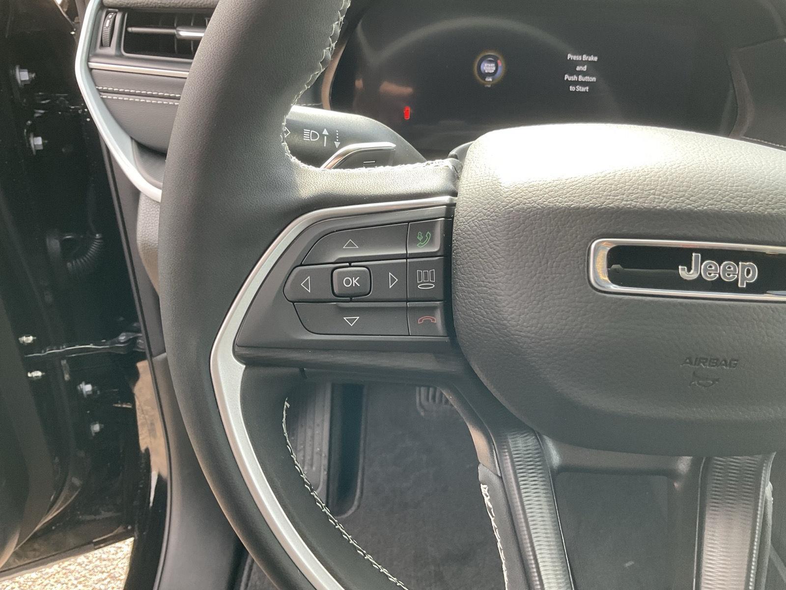 New 2025 Jeep Grand Cherokee L for sale in Grand Island NE