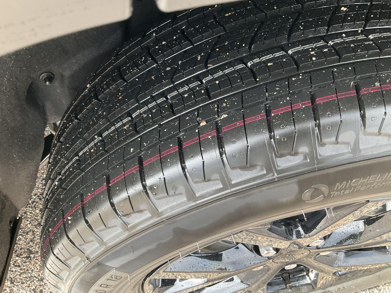 New 2025 Jeep Grand Cherokee L for sale in Grand Island NE