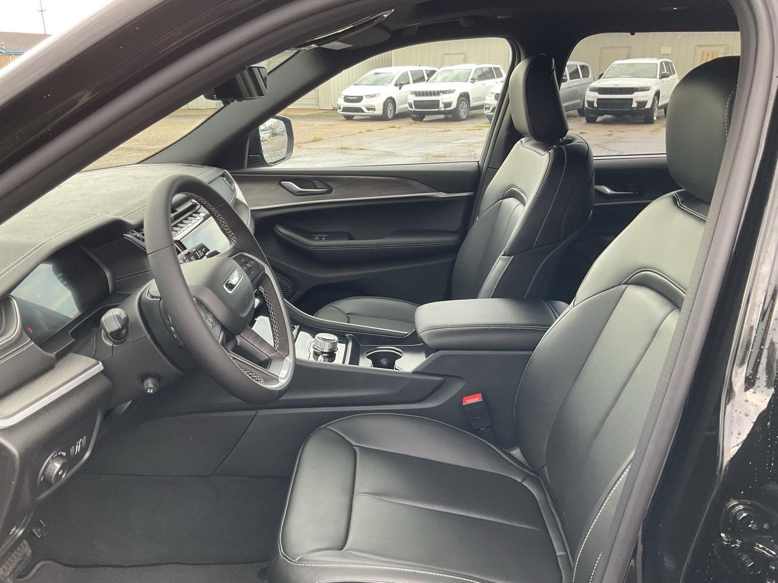 New 2025 Jeep Grand Cherokee L Limited SUV/Crossover for sale in Grand Island NE