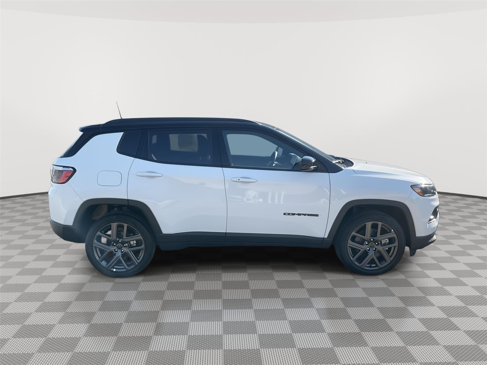 New 2026 Jeep Compass for sale in Grand Island NE
