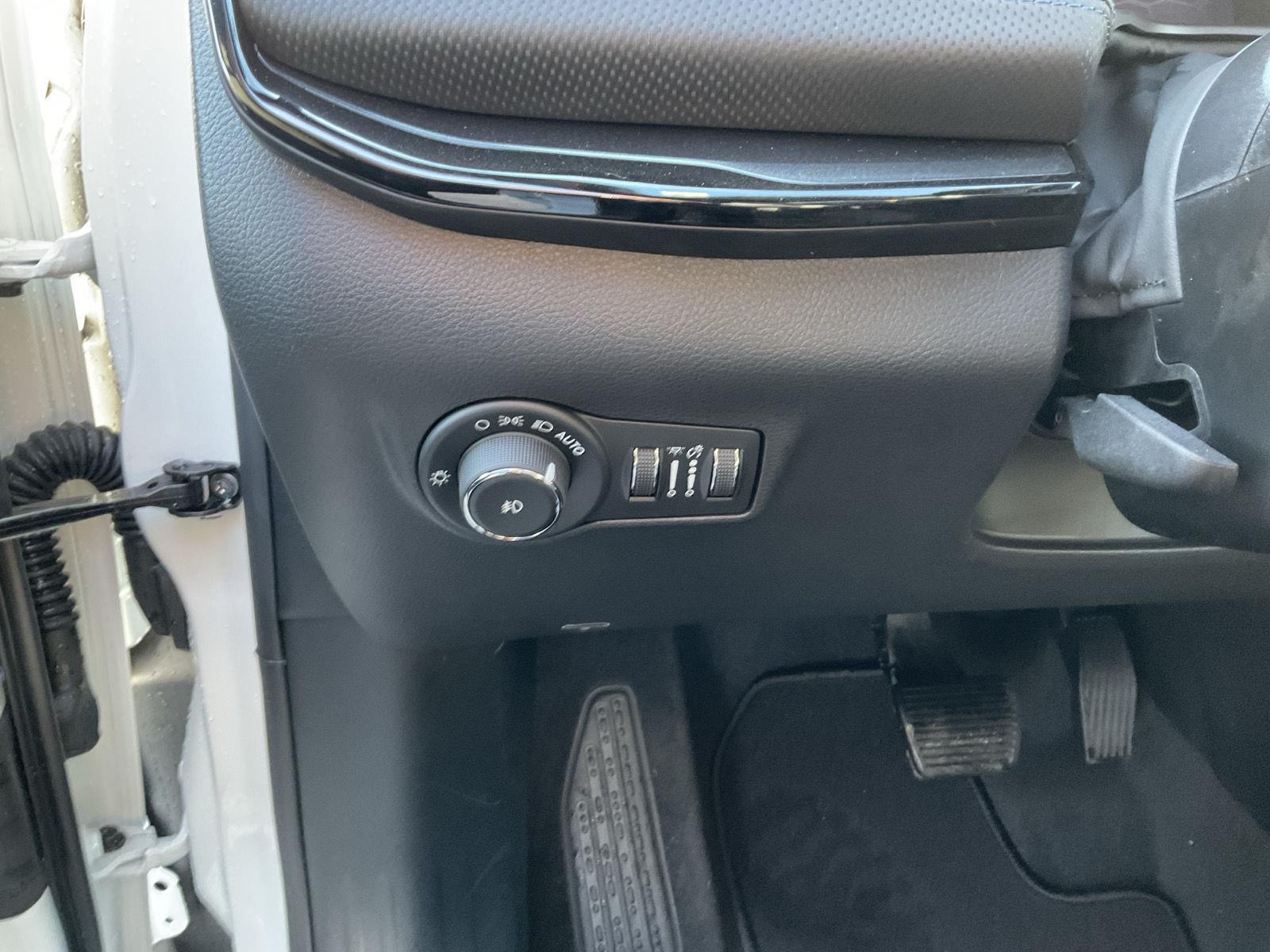 New 2026 Jeep Compass for sale in Grand Island NE