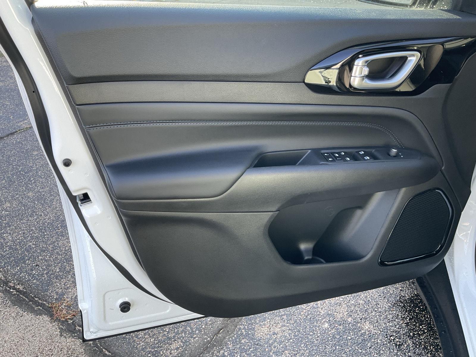 New 2026 Jeep Compass for sale in Grand Island NE