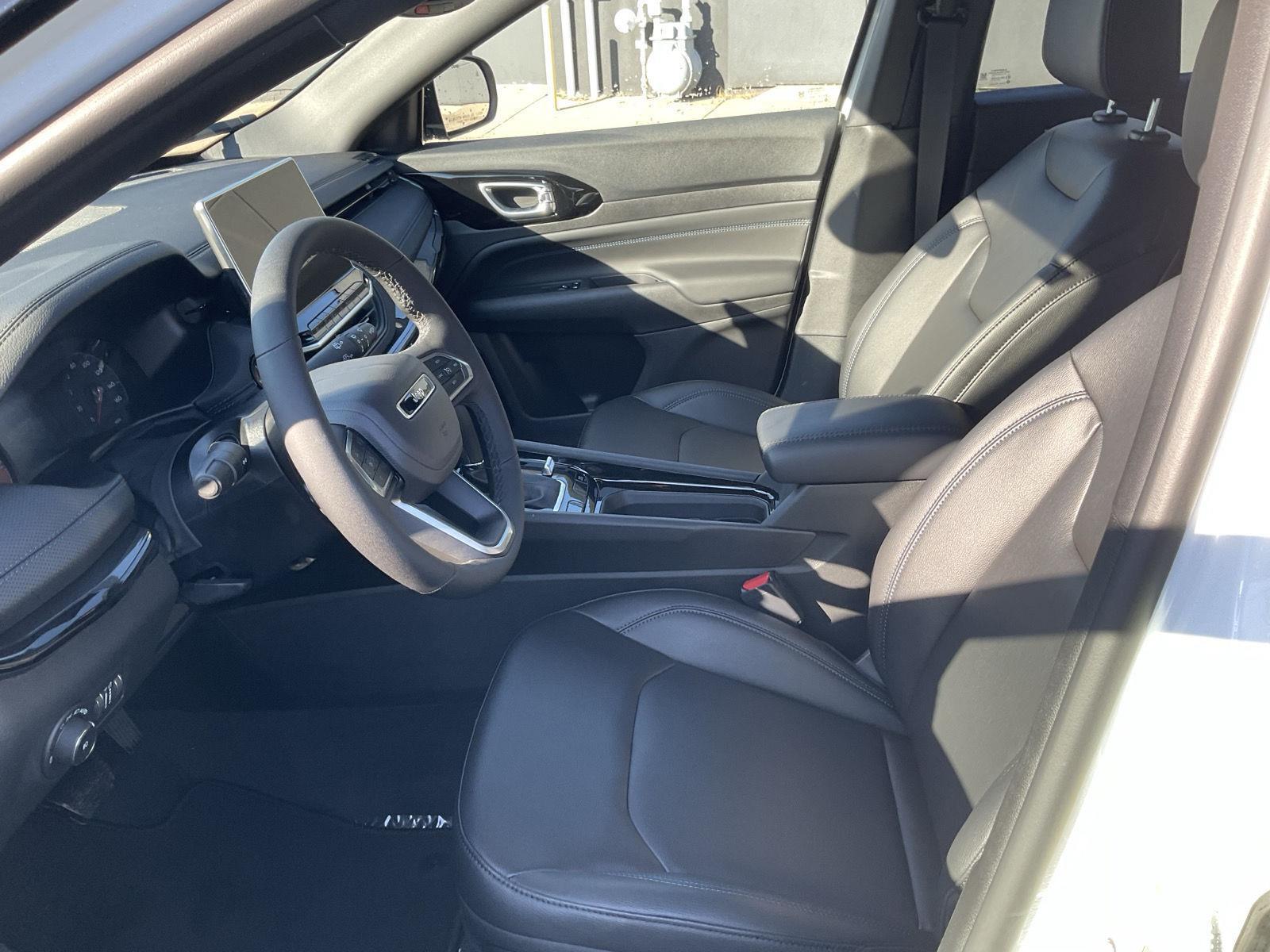 New 2026 Jeep Compass for sale in Grand Island NE