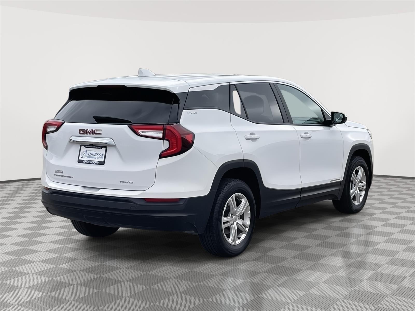 Used 2024 GMC Terrain SLE SUV/Crossover for sale in Grand Island NE