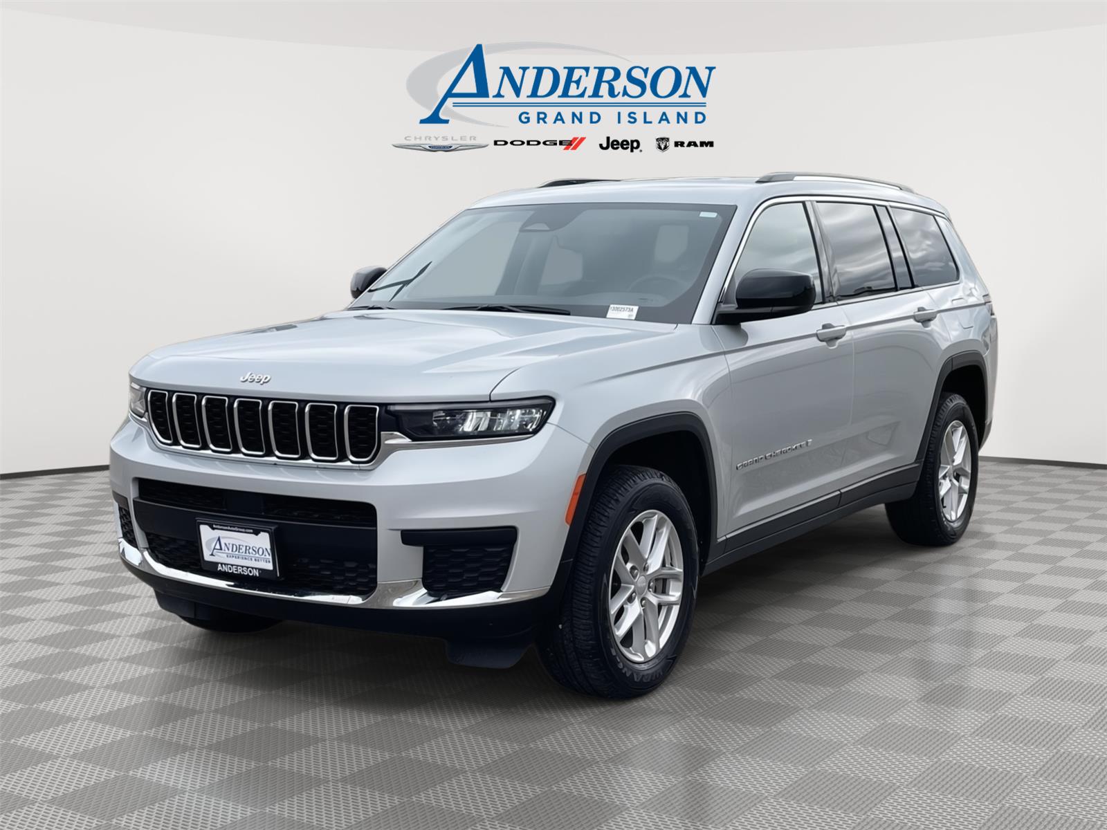 Used 2023 Jeep Grand Cherokee L Laredo SUV/Crossover for sale in Grand Island NE