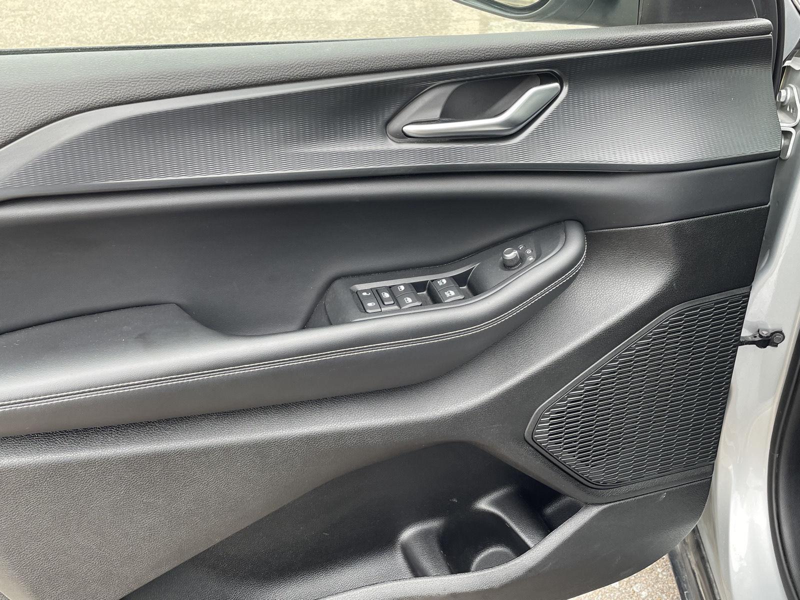 Used 2023 Jeep Grand Cherokee L Laredo SUV/Crossover for sale in Grand Island NE