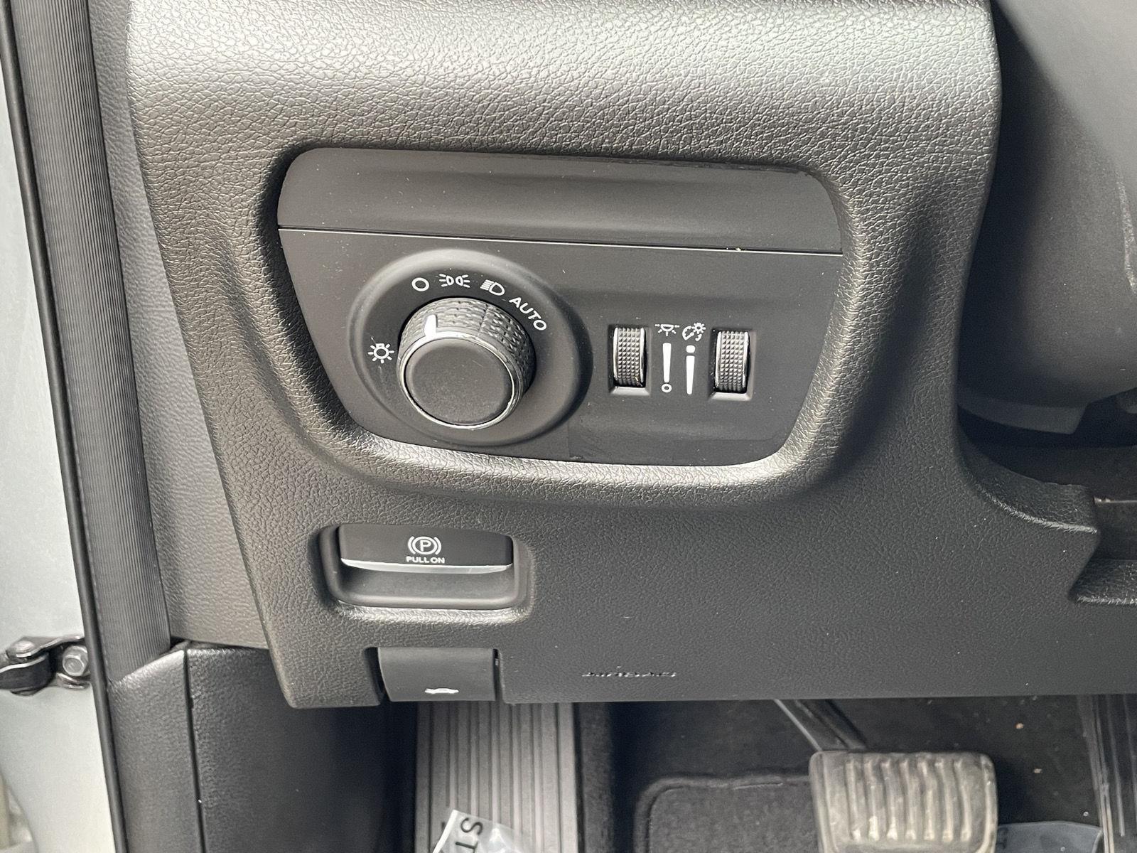 Used 2023 Jeep Grand Cherokee L Laredo SUV/Crossover for sale in Grand Island NE