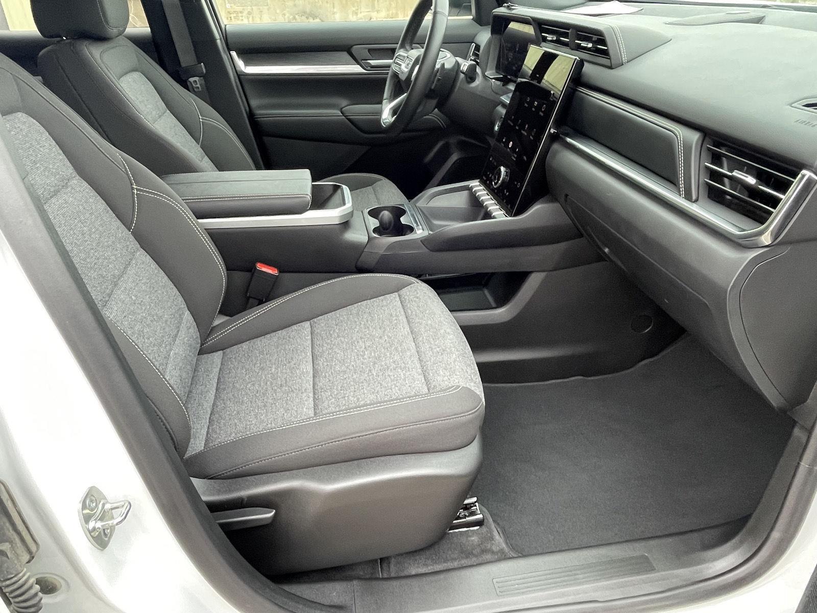 Used 2025 GMC Terrain AWD Elevation SUV/Crossover for sale in Grand Island NE