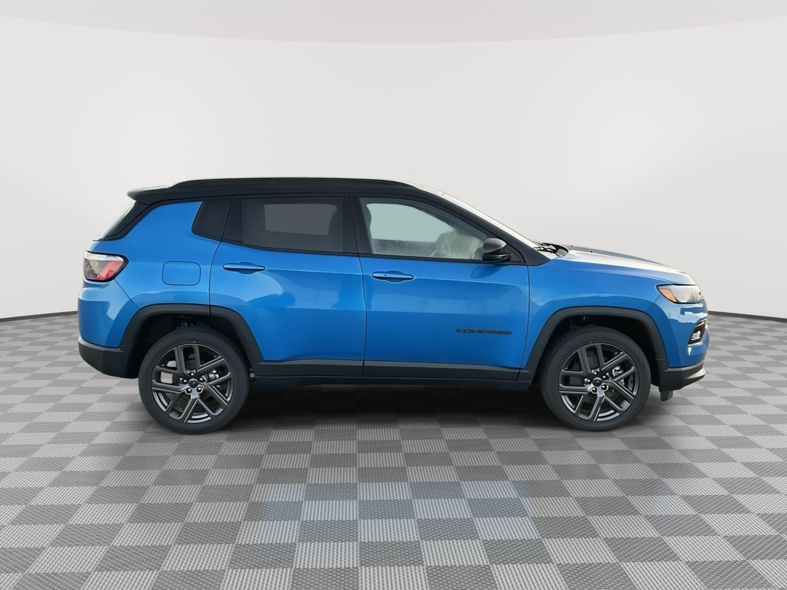 2026 Jeep Compass Limited photo 4